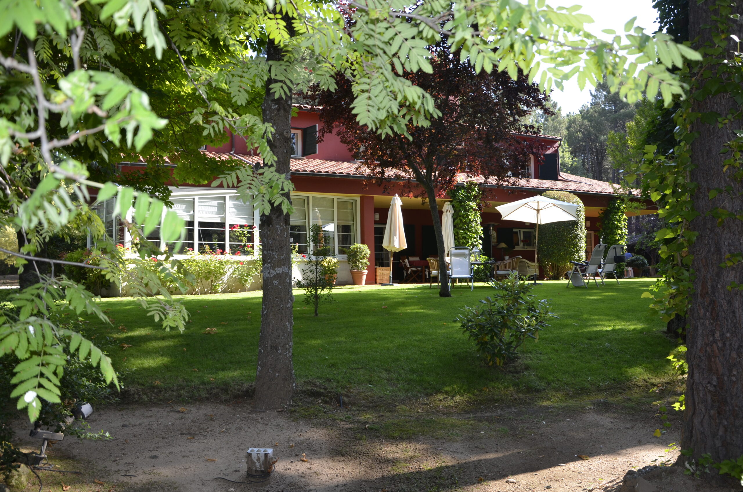 Casa Ciudad Ducal: luxury holiday villa near Madrid